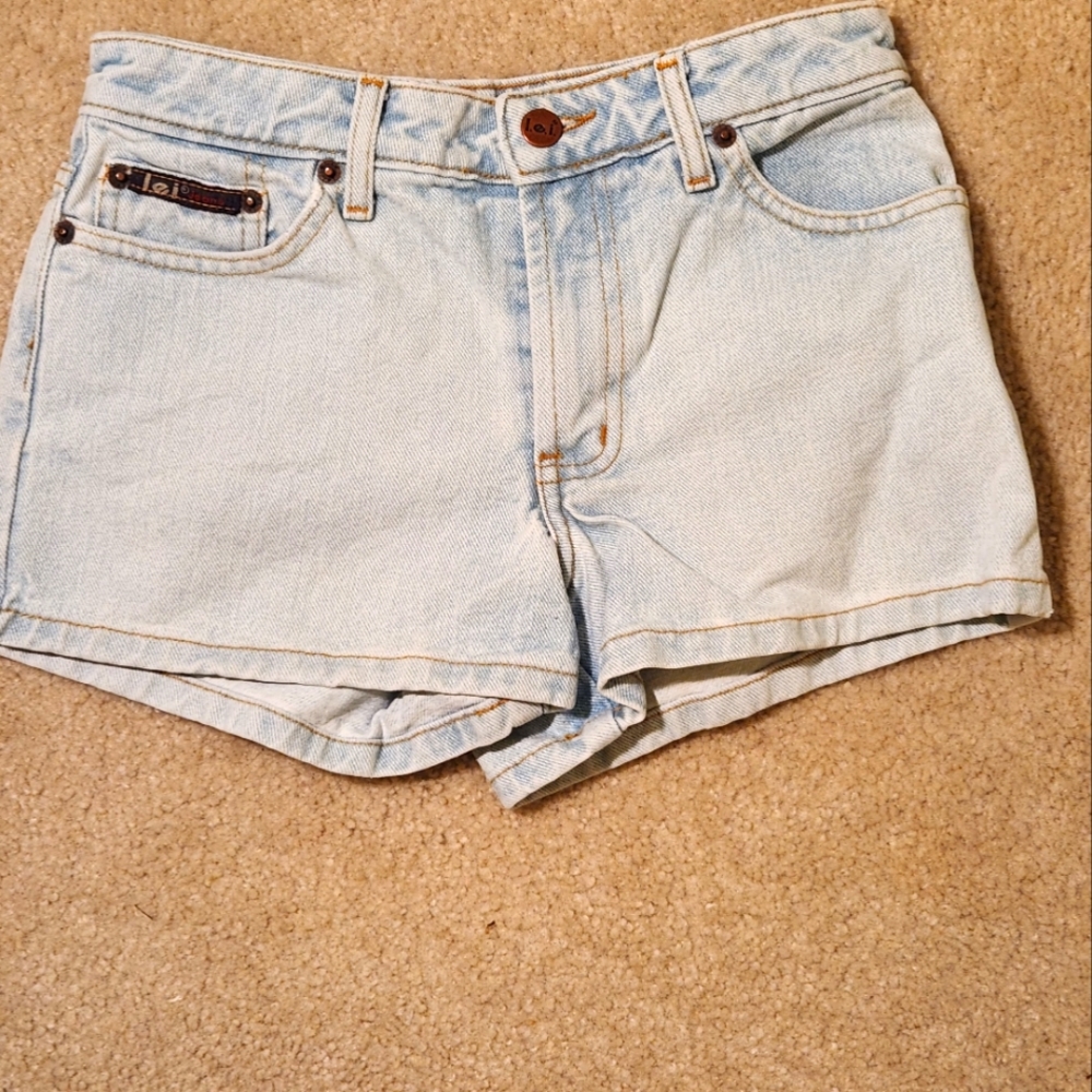 L.E.I Denim Shorts sz 0